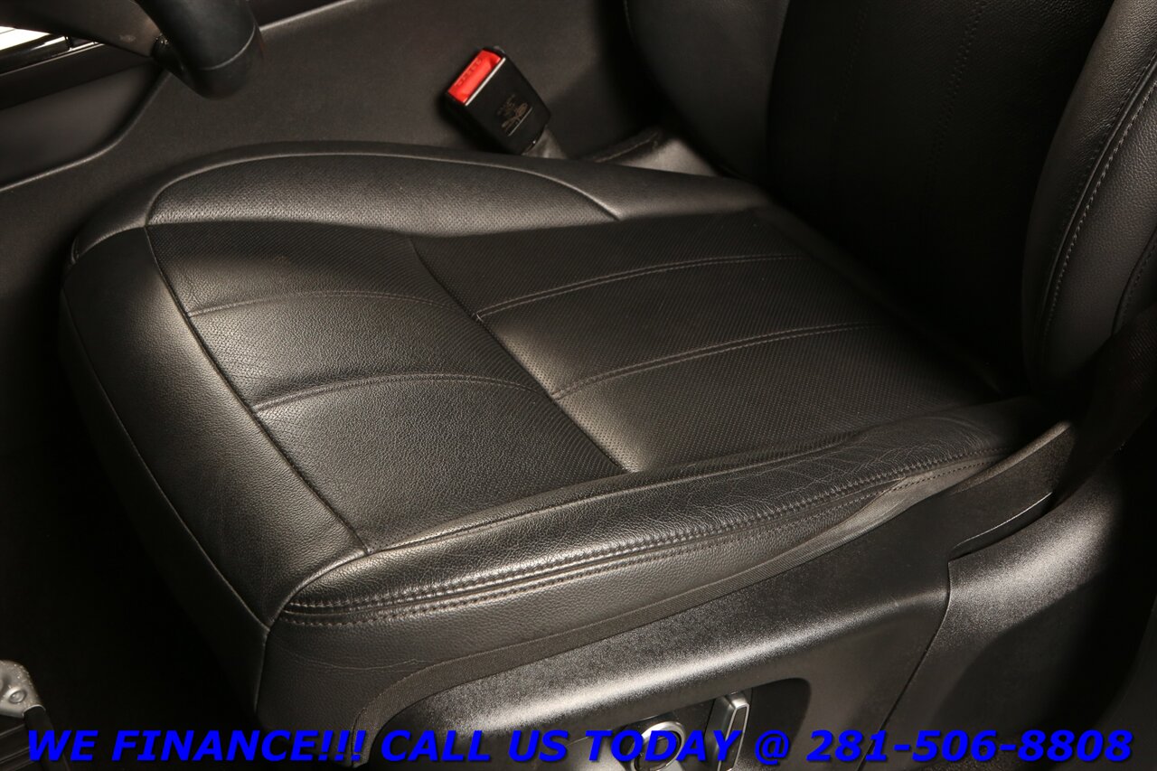 2022 Land Rover Evoque 2022 P250 SE AWD NAV PANO BLIND MERIDIAN 47K MLS   - Photo 14 - Houston, TX 77031
