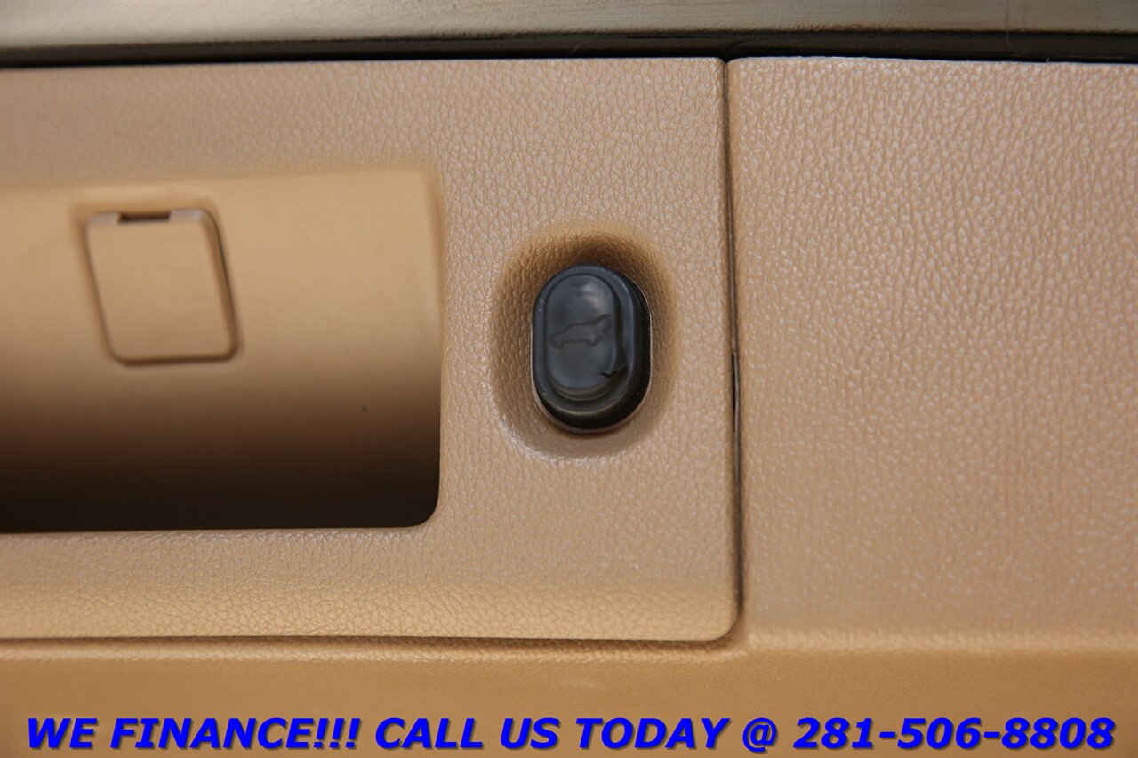 2019 Cadillac Escalade 2019 ESV Platinum 4x4 NAV DVD HUD SUN 3ROW BLIND   - Photo 28 - Houston, TX 77031