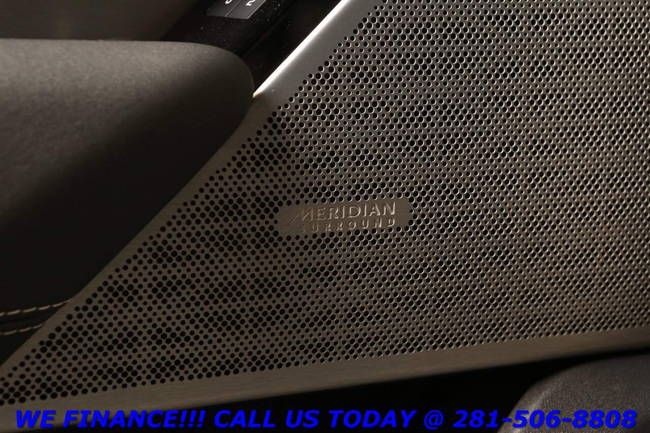 2023 Land Rover Range Rover Velar 2023 P250 R-Dynamic S AWD NAV PANO BLIND 32K MLS - Photo 10 - Houston, TX 77031