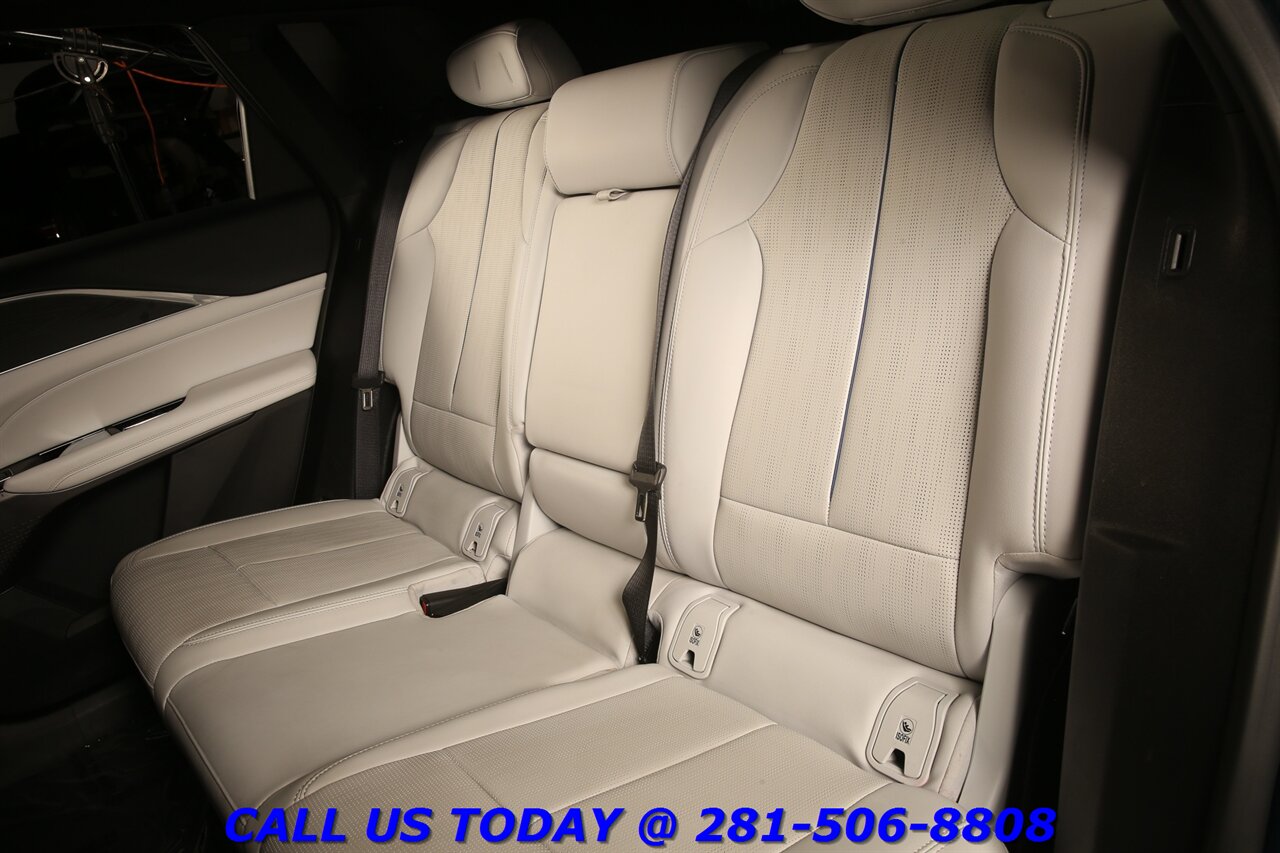 2024 Cadillac LYRIQ Sport CARPLAY PANO ADAPT SELF-DRIVE 360CAM 22K Mi - Photo 23 - Houston, TX 77031
