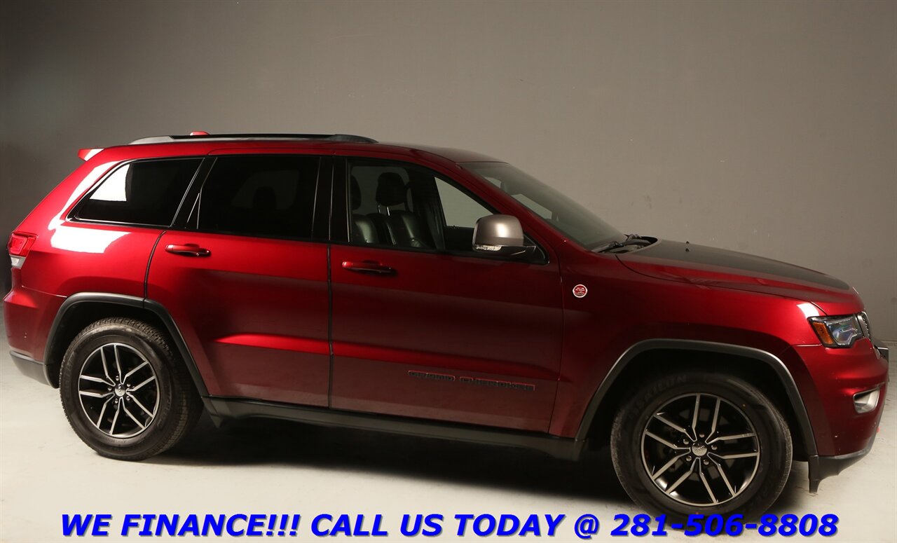 2018 Jeep Grand Cherokee 2018 Trailhawk 4x4 NAV PANO ADAPTCRUISE LUX CARPLY - Photo 7 - Houston, TX 77031