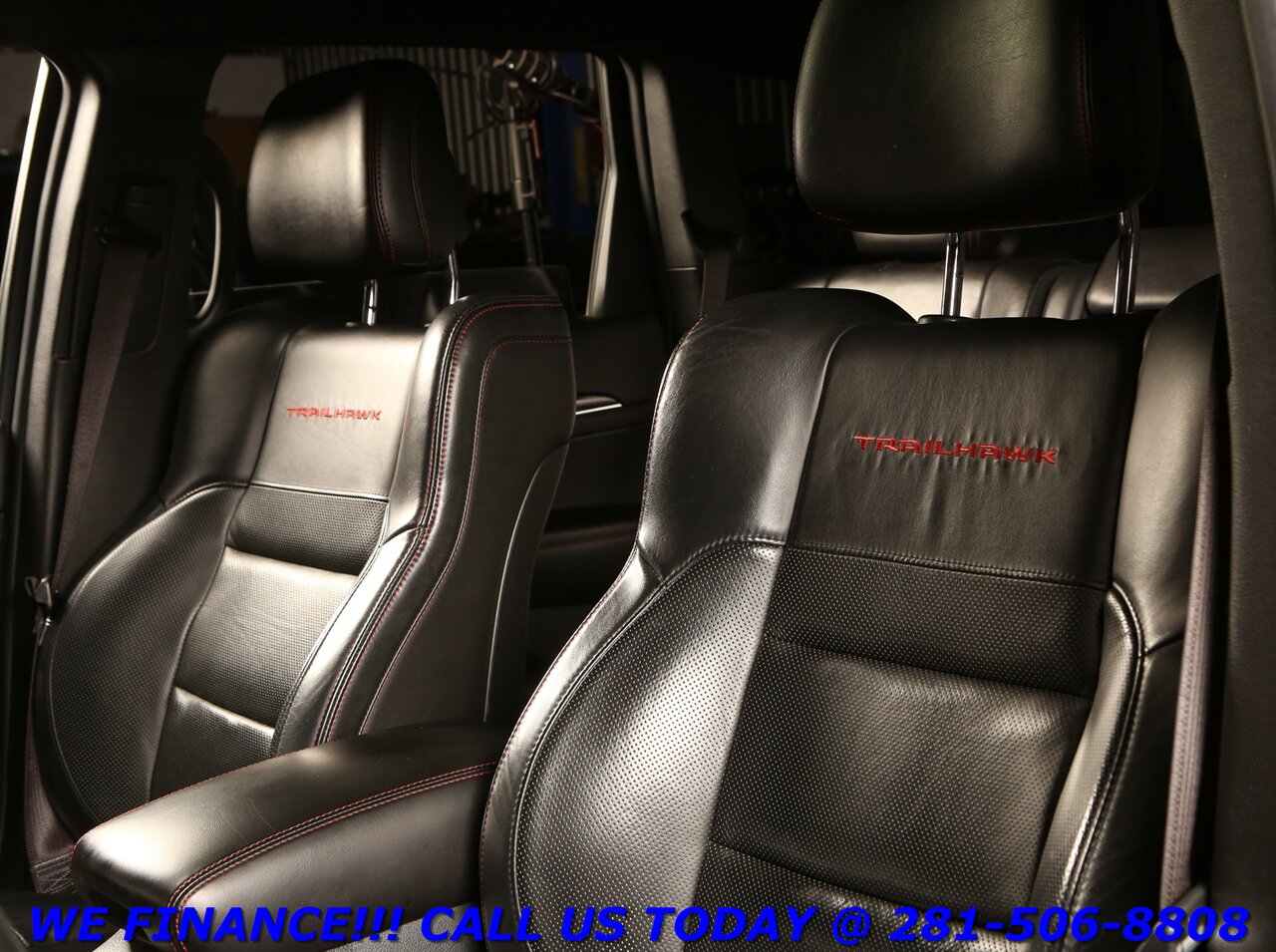 2018 Jeep Grand Cherokee 2018 Trailhawk 4x4 NAV PANO ADAPTCRUISE LUX CARPLY - Photo 12 - Houston, TX 77031