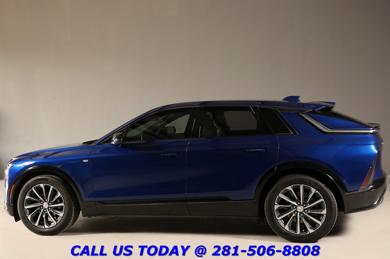 2024 Cadillac LYRIQ 2024 Sport NAV PANO CARPLAY CAM SELF-CRUISE 29K Mi - Photo 4 - Houston, TX 77031