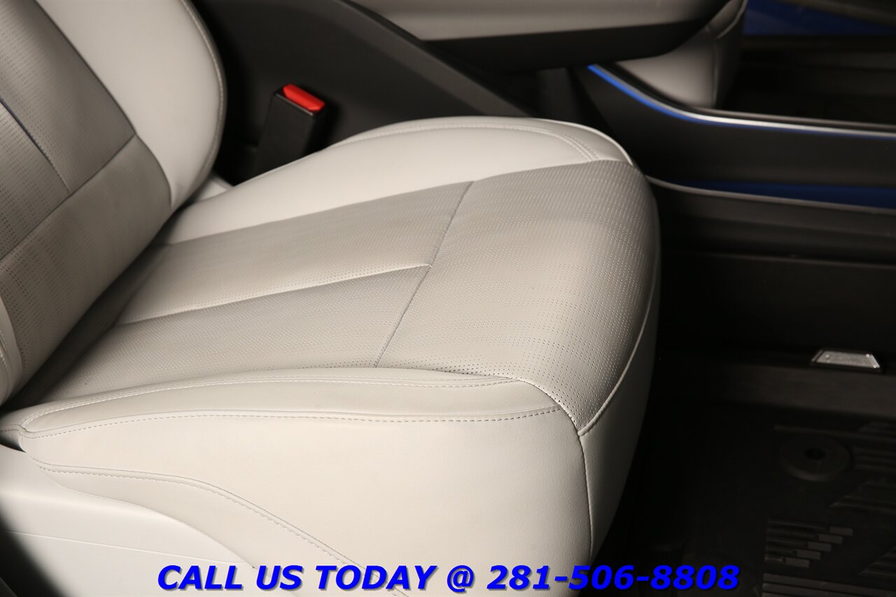 2024 Cadillac LYRIQ 2024 Sport NAV PANO CARPLAY CAM SELF-CRUISE 29K Mi - Photo 22 - Houston, TX 77031