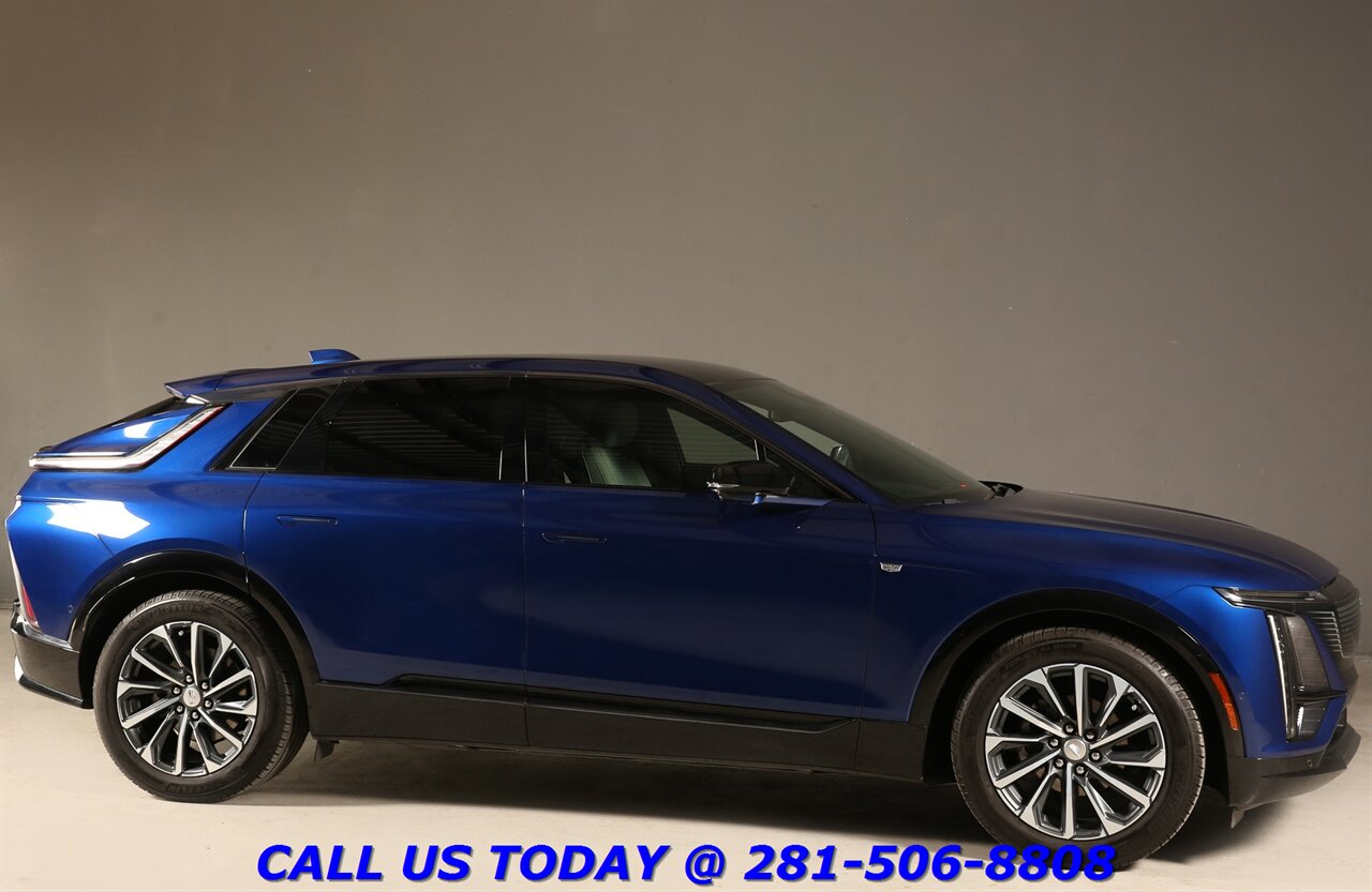 2024 Cadillac LYRIQ 2024 Sport NAV PANO CARPLAY CAM SELF-CRUISE 29K Mi - Photo 7 - Houston, TX 77031