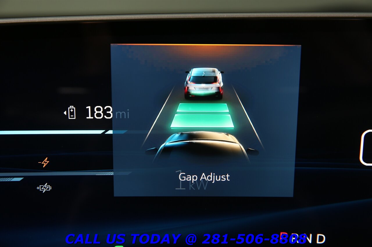 2024 Cadillac LYRIQ 2024 Sport NAV PANO CARPLAY CAM SELF-CRUISE 29K Mi - Photo 17 - Houston, TX 77031