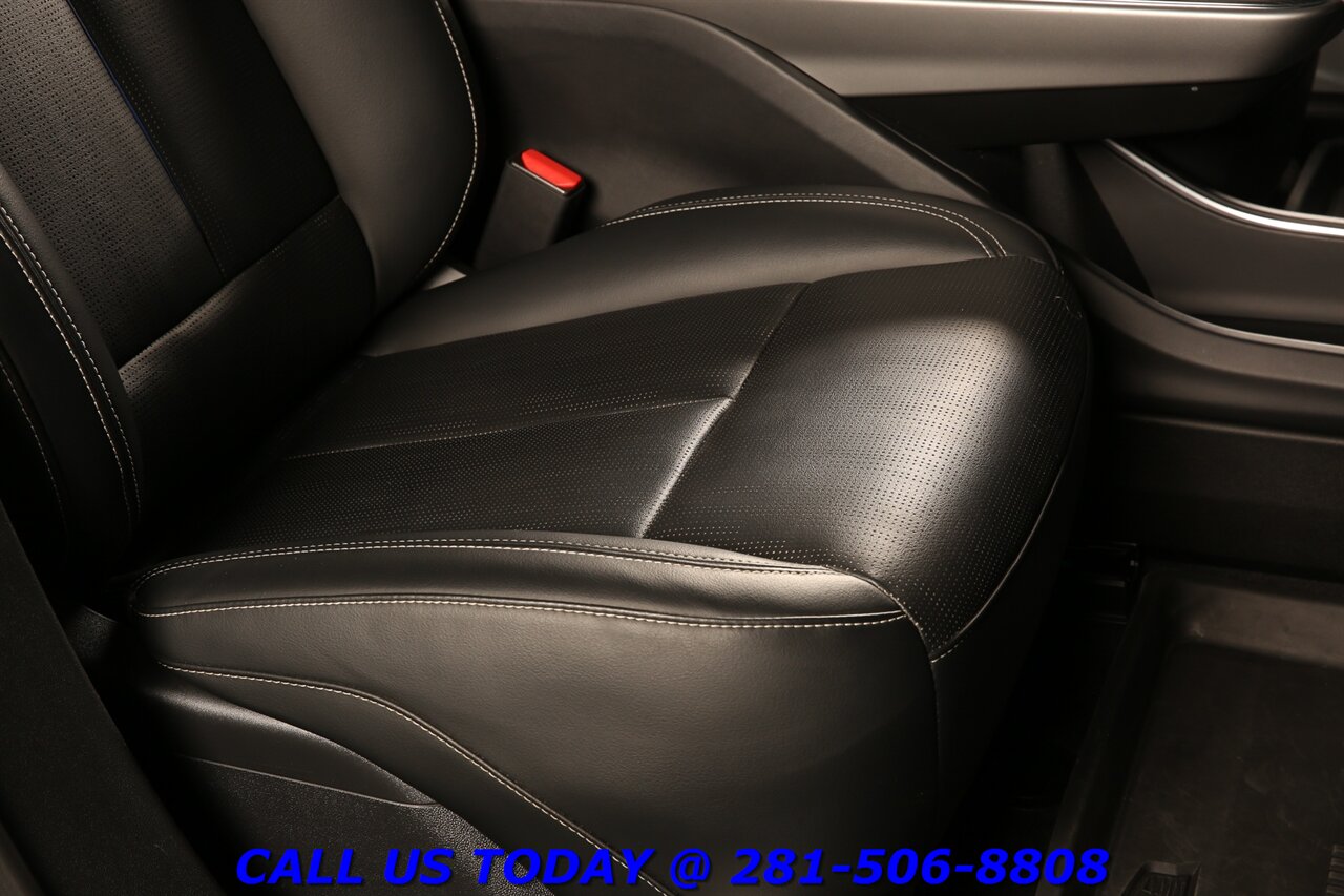 2024 Cadillac LYRIQ 2024 Luxury CARPLAY PANO ADAPTcruise BLIS 44K MLS - Photo 22 - Houston, TX 77031