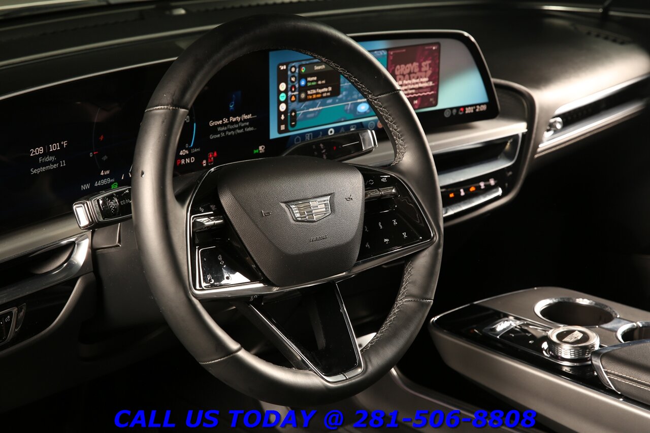 2024 Cadillac LYRIQ 2024 Luxury CARPLAY PANO ADAPTcruise BLIS 44K MLS - Photo 11 - Houston, TX 77031