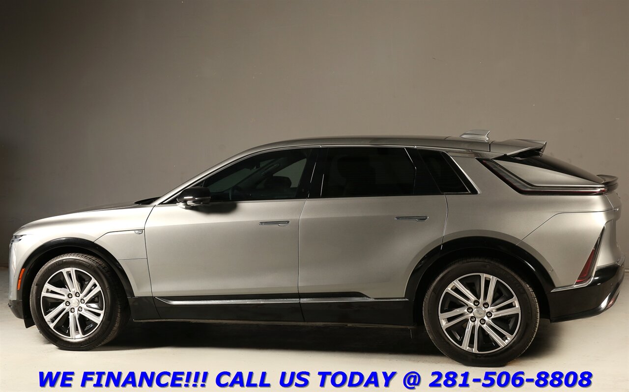 2024 Cadillac LYRIQ 2024 NAV PANOROOF ADAPTCRUISE BLIS 11K MLS   - Photo 4 - Houston, TX 77031