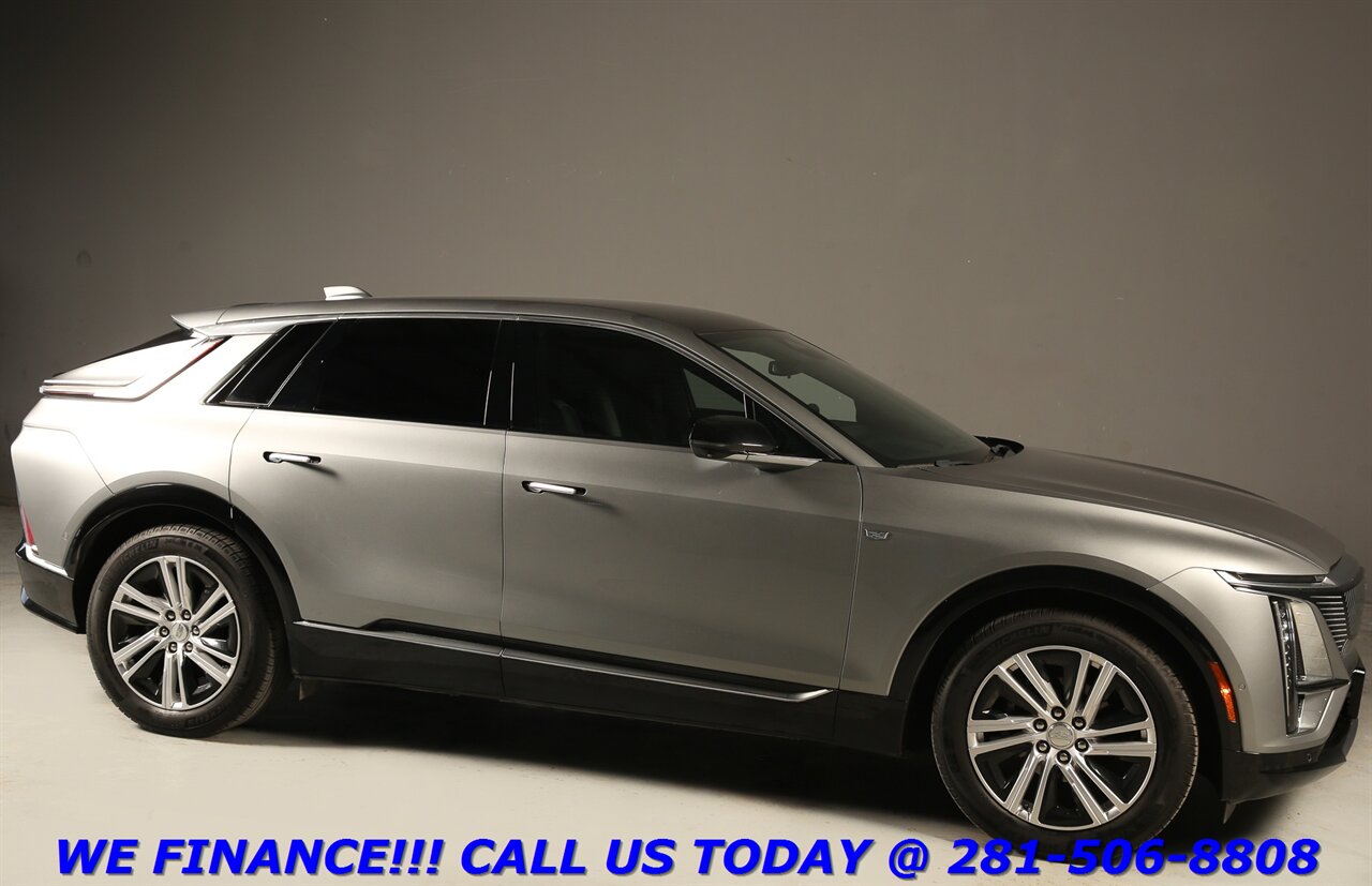 2024 Cadillac LYRIQ 2024 NAV PANOROOF ADAPTCRUISE BLIS 11K MLS   - Photo 7 - Houston, TX 77031