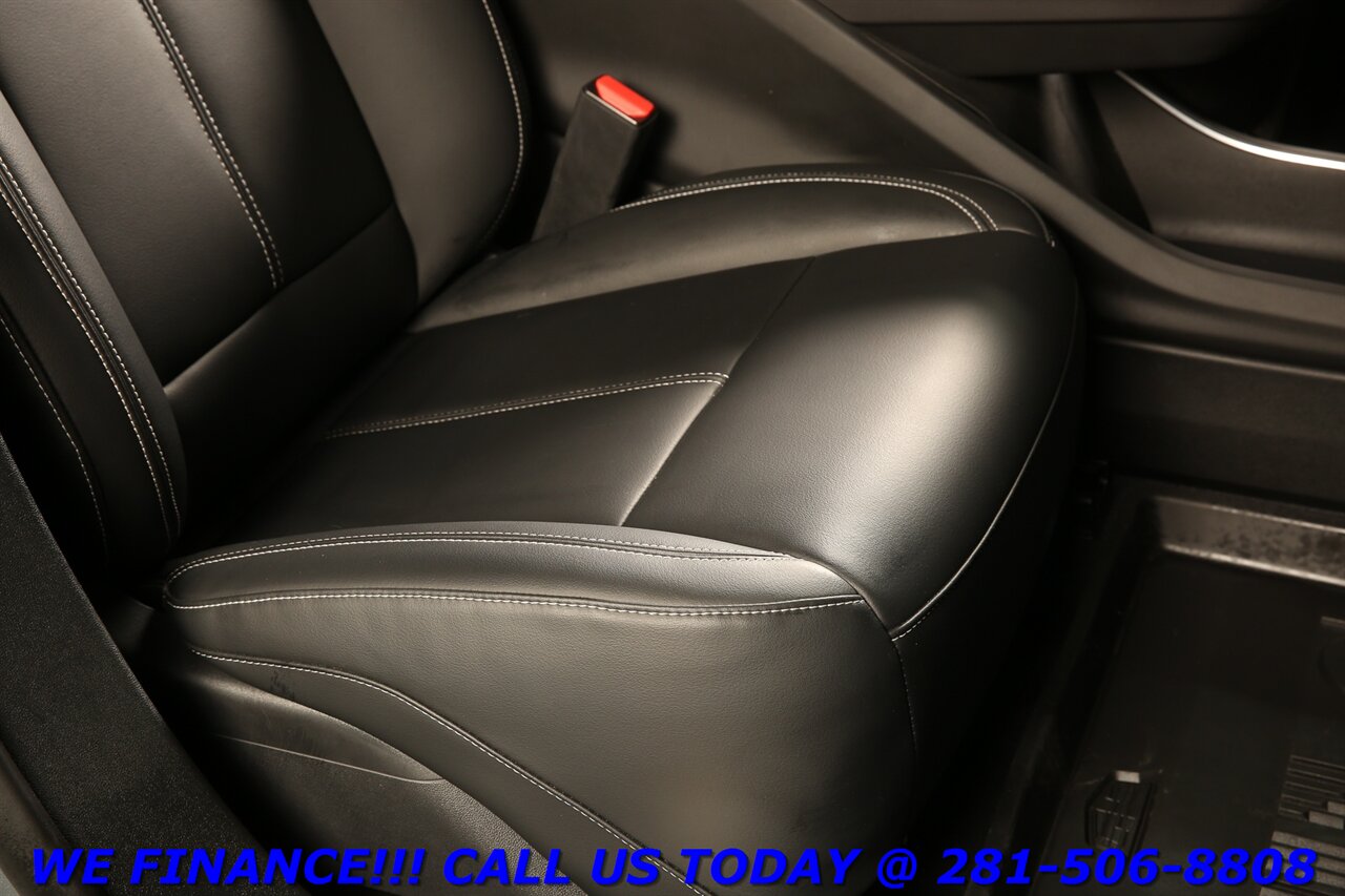 2024 Cadillac LYRIQ 2024 NAV PANOROOF ADAPTCRUISE BLIS 11K MLS   - Photo 21 - Houston, TX 77031