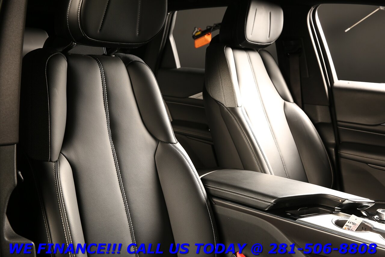 2024 Cadillac LYRIQ 2024 NAV PANOROOF ADAPTCRUISE BLIS 11K MLS   - Photo 20 - Houston, TX 77031