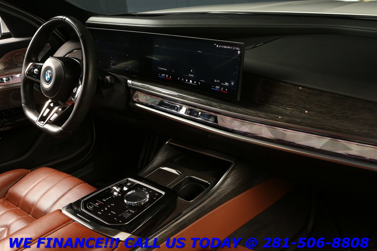 2024 BMW 2024 750e xDrive M-Sport PREM EXEC DIAMOND SOUND   - Photo 19 - Houston, TX 77031
