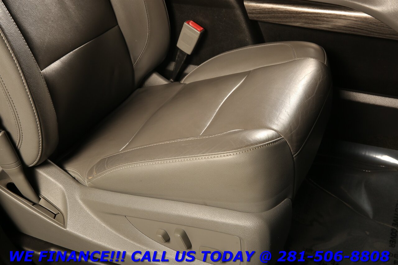 2018 Chevrolet Tahoe 2018 LT LIFTED LUXURY PKG 4x4 BLIS 3ROW BOSE   - Photo 21 - Houston, TX 77031