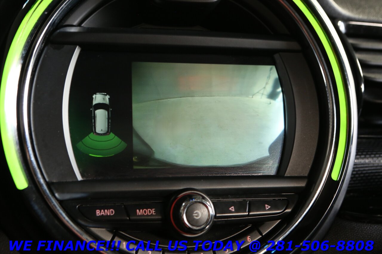 2019 MINI Clubman 2019 Signature PANO HEATSEAT CAM ACTIVE-DRIVE AUTO   - Photo 17 - Houston, TX 77031