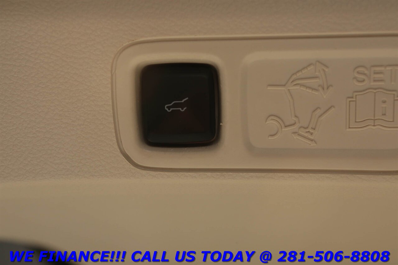 2019 Lincoln Navigator 2019 Black Label 4x4 NAV HUD PANO 7PASS DVD CRUISE - Photo 33 - Houston, TX 77031