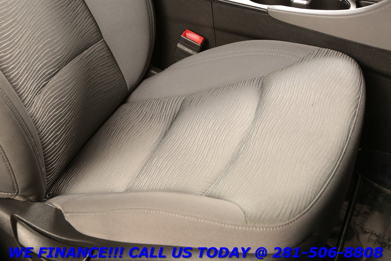 2015 Hyundai Sonata Hybrid 2015 CAMERA KEYLESS BLUETOOTH CRUISE 20K MLS!!!   - Photo 20 - Houston, TX 77031