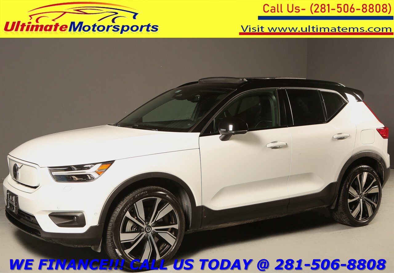 2022 Volvo XC40 Recharge 2022 P8 Twin Plus AWD CARPLAY PANO BLIS 54K   - Photo 1 - Houston, TX 77031
