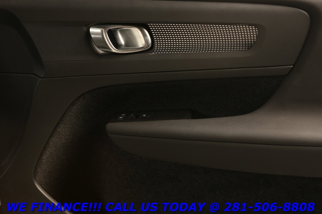 2022 Volvo XC40 Recharge 2022 P8 Twin Plus AWD CARPLAY PANO BLIS 54K   - Photo 26 - Houston, TX 77031