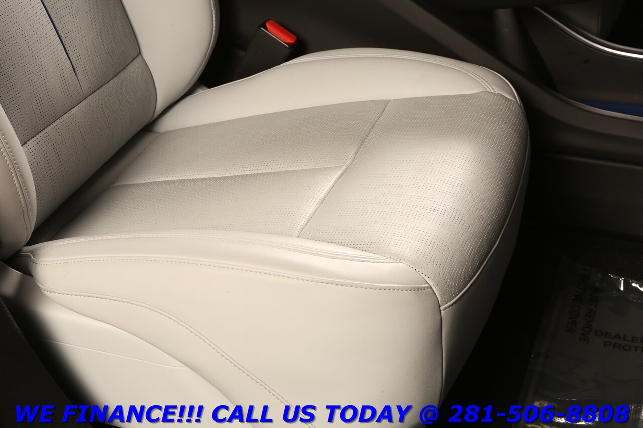 2023 Cadillac LYRIQ 2023 Luxury NAV PANOROOF ADAPT SUPER CRUISE WARNTY   - Photo 22 - Houston, TX 77031