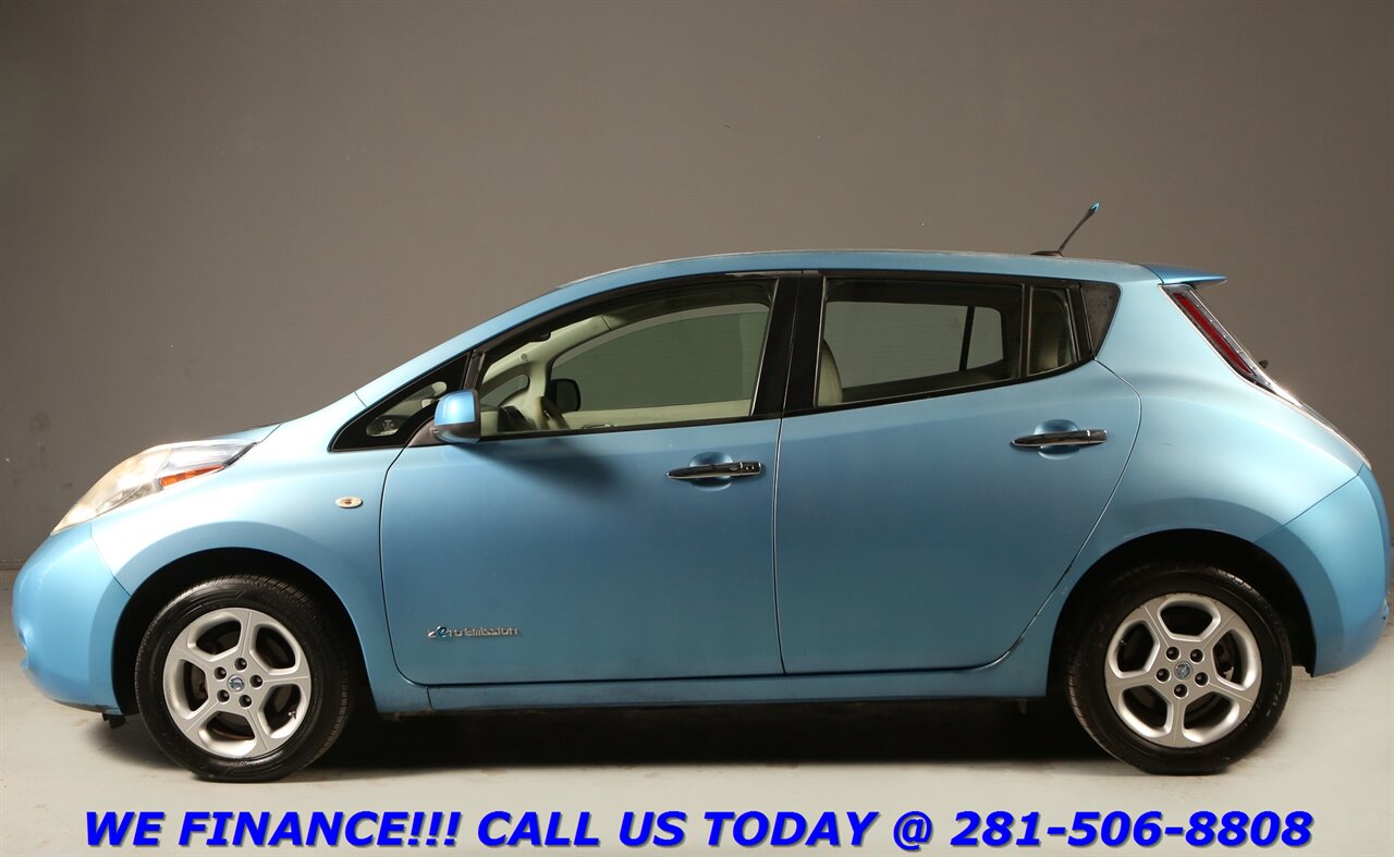2011 Nissan LEAF 2011 SL NAV KEYLESS CAMERA BLUETOOTH 79K MLS - Photo 4 - Houston, TX 77031