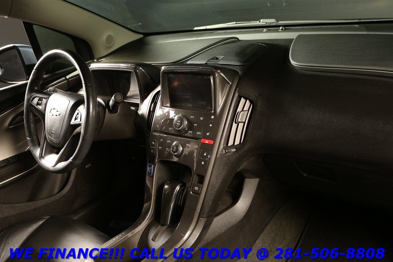 2013 Chevrolet Volt 2013 Premium RANGE EXTENDED ELECTRIC NAV 46K MLS   - Photo 18 - Houston, TX 77031
