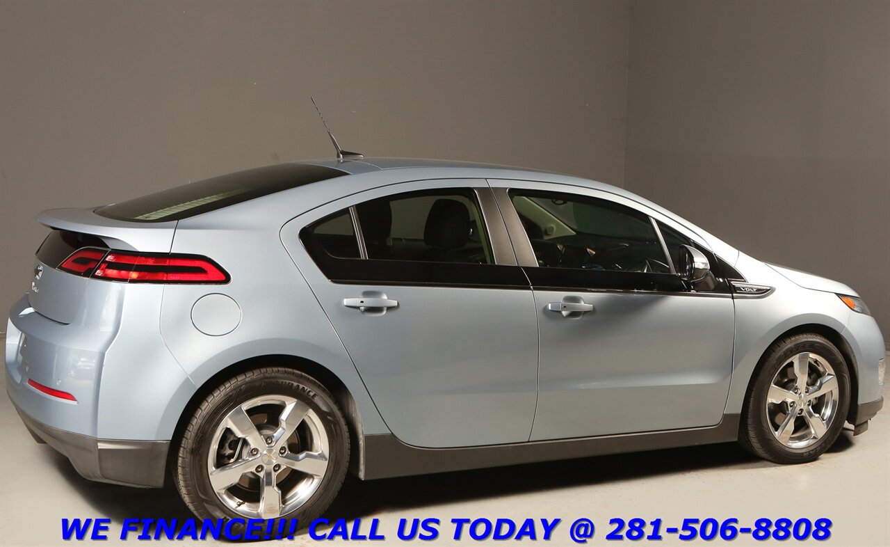 2013 Chevrolet Volt 2013 Premium RANGE EXTENDED ELECTRIC NAV 46K MLS   - Photo 6 - Houston, TX 77031