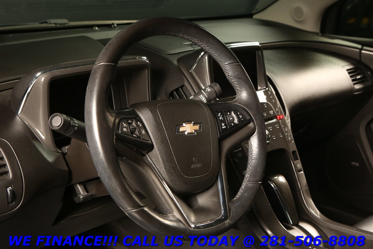 2013 Chevrolet Volt 2013 Premium RANGE EXTENDED ELECTRIC NAV 46K MLS   - Photo 10 - Houston, TX 77031