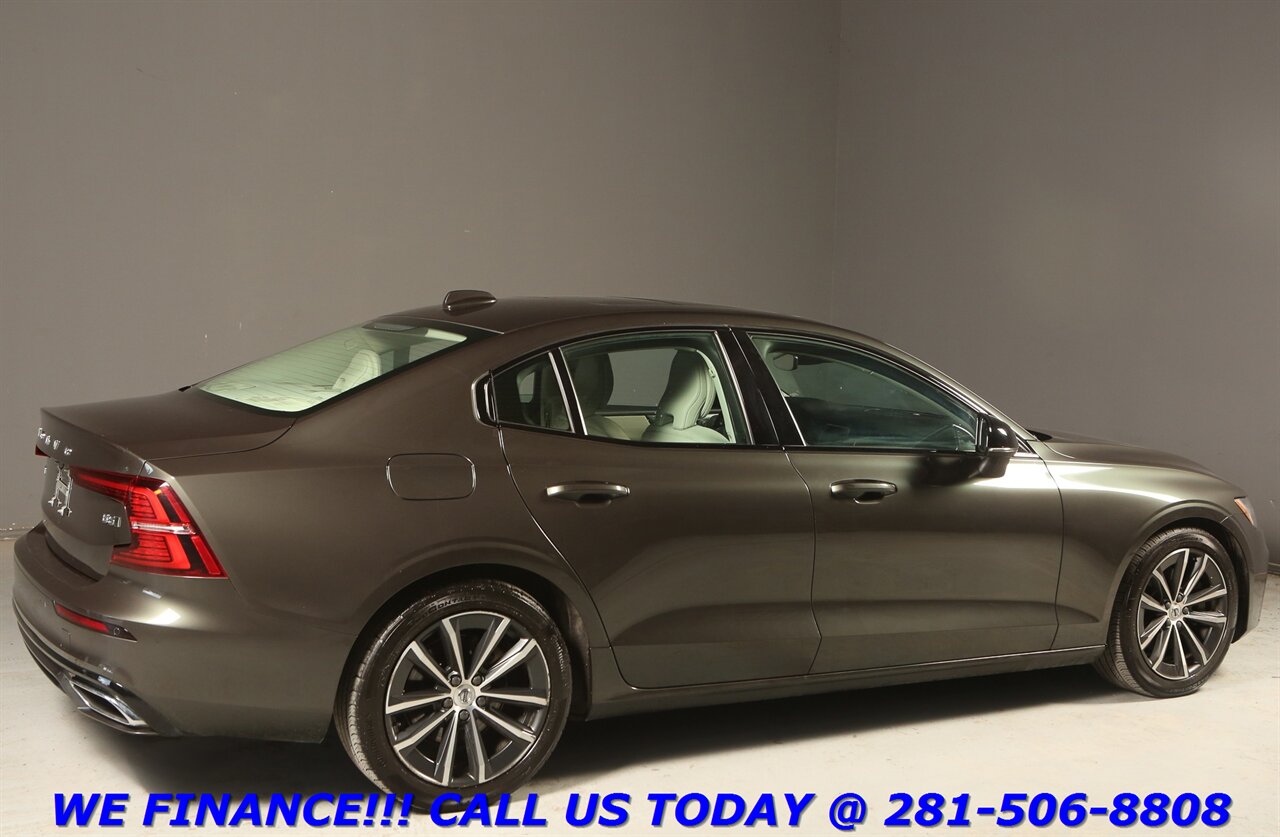 2022 Volvo S60 2022 B5 Momentum AWD PANO BLIND HEATSEAT CAMERA   - Photo 6 - Houston, TX 77031