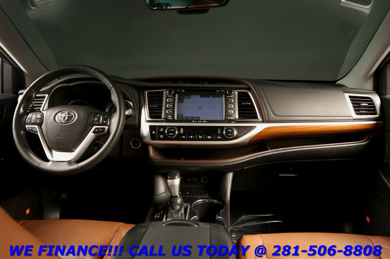 2018 Toyota Highlander 2018 Limited NAV SUN RADAR CRUISE BLIND 3RD ROW   - Photo 3 - Houston, TX 77031