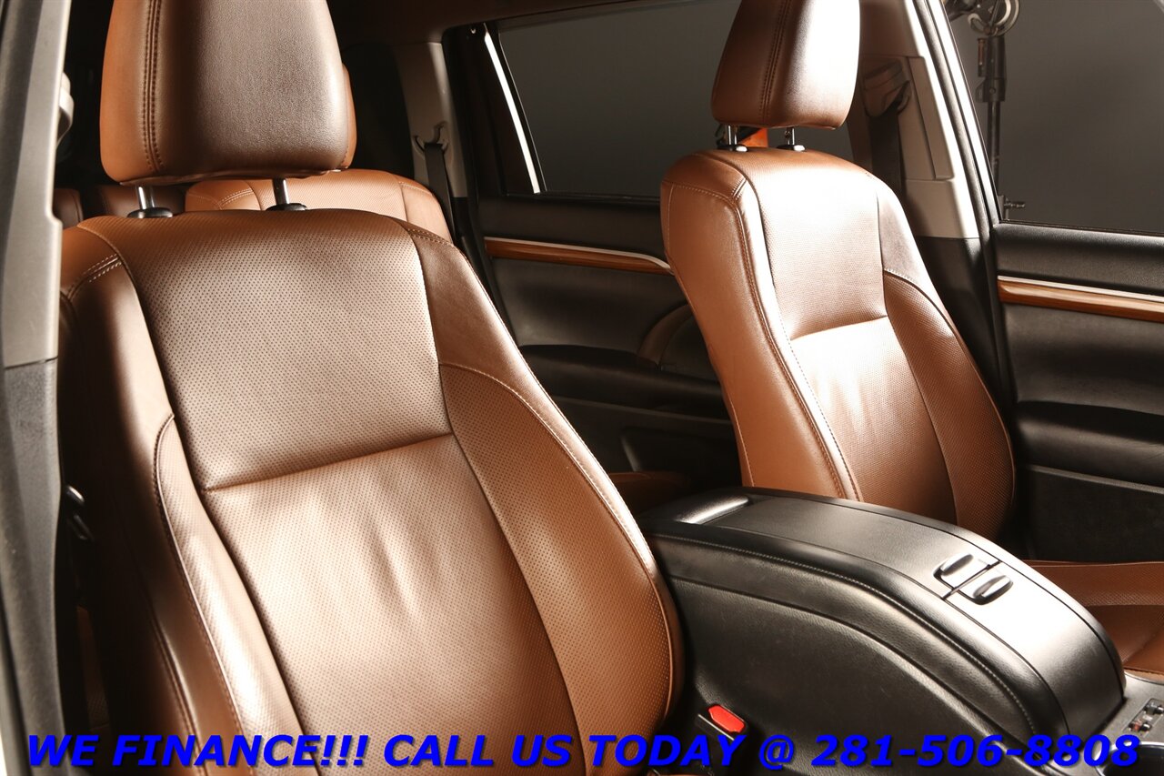 2018 Toyota Highlander 2018 Limited NAV SUN RADAR CRUISE BLIND 3RD ROW   - Photo 19 - Houston, TX 77031