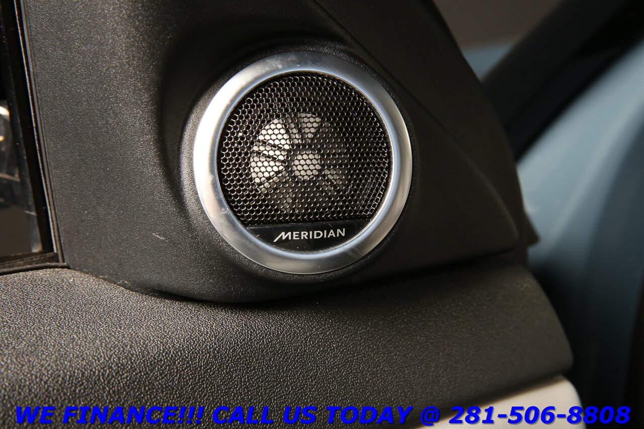 2025 Land Rover Evoque 2025 P250 S AWD NAV PANO ADAPTCRUISE 360CAM MERID   - Photo 10 - Houston, TX 77031