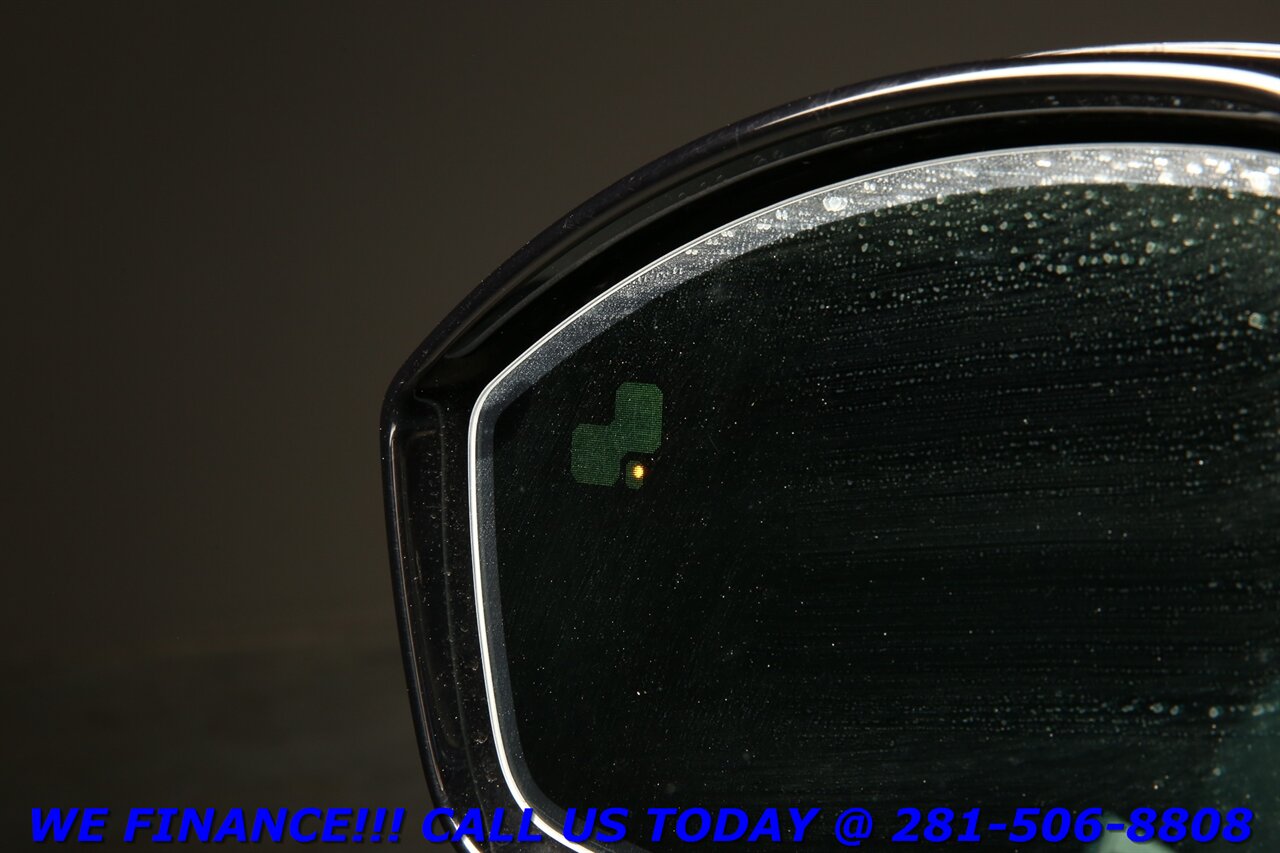 2025 Land Rover Evoque 2025 P250 S AWD NAV PANO ADAPTCRUISE 360CAM MERID   - Photo 32 - Houston, TX 77031