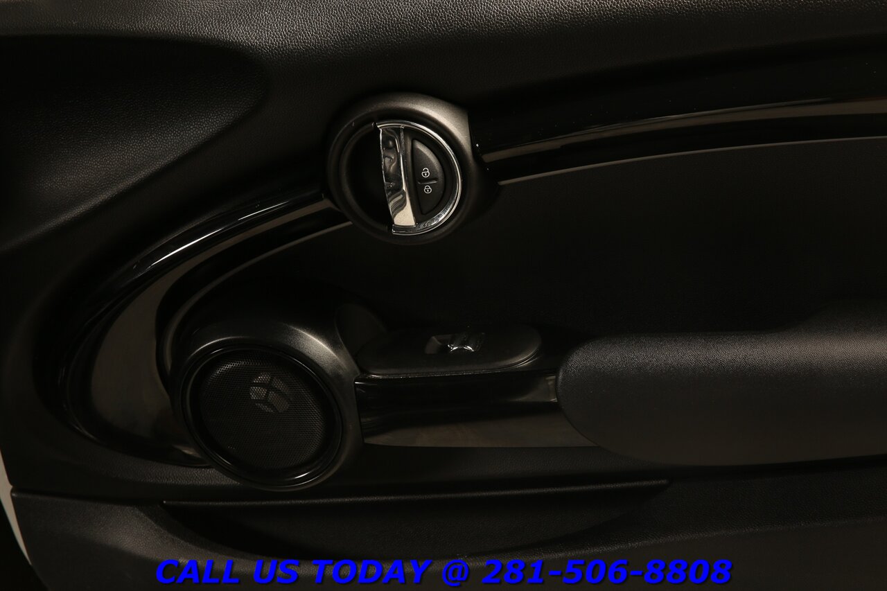 2023 MINI Cooper SE 2023 SIGNATURE NAV PANOROOF SPORT HEATSEAT 24K MLS - Photo 26 - Houston, TX 77031