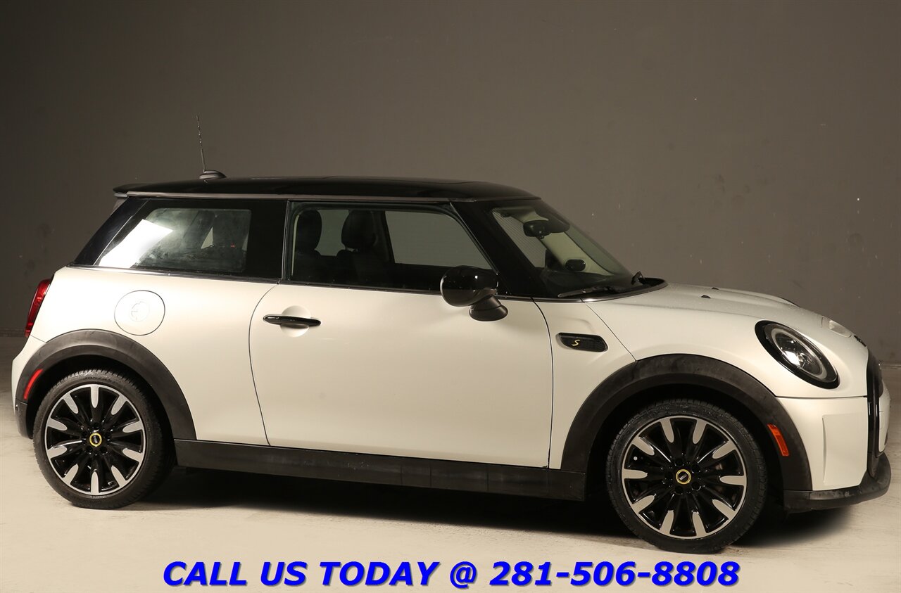2023 MINI Cooper SE 2023 SIGNATURE NAV PANOROOF SPORT HEATSEAT 24K MLS - Photo 6 - Houston, TX 77031