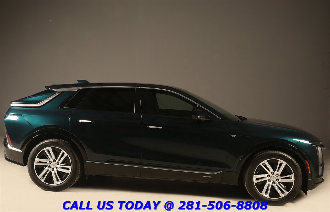 2024 Cadillac LYRIQ 2024 Tech NAV PANO ADAPT BLIND 19K MILES!! - Photo 28 - Houston, TX 77031