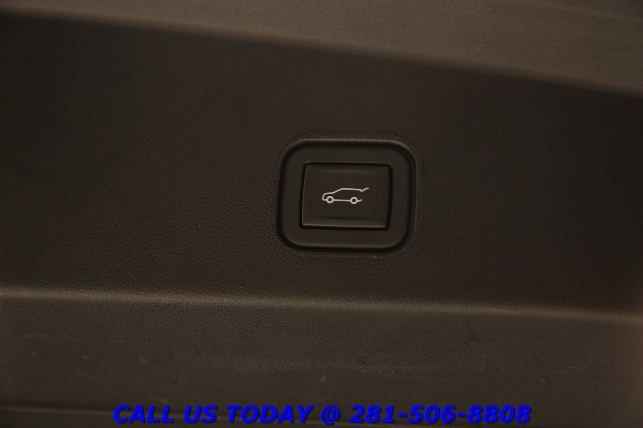 2024 Cadillac LYRIQ 2024 Tech NAV PANO ADAPT BLIND 19K MILES!! - Photo 27 - Houston, TX 77031