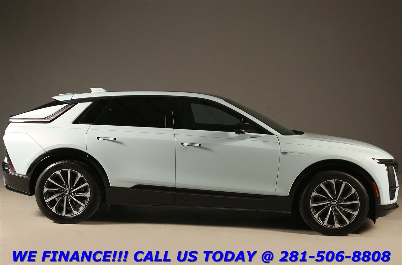 2024 Cadillac LYRIQ 2024 NAV PANO ADAPT-CRUISE DRIVER ASST BOSE19K MLS - Photo 28 - Houston, TX 77031