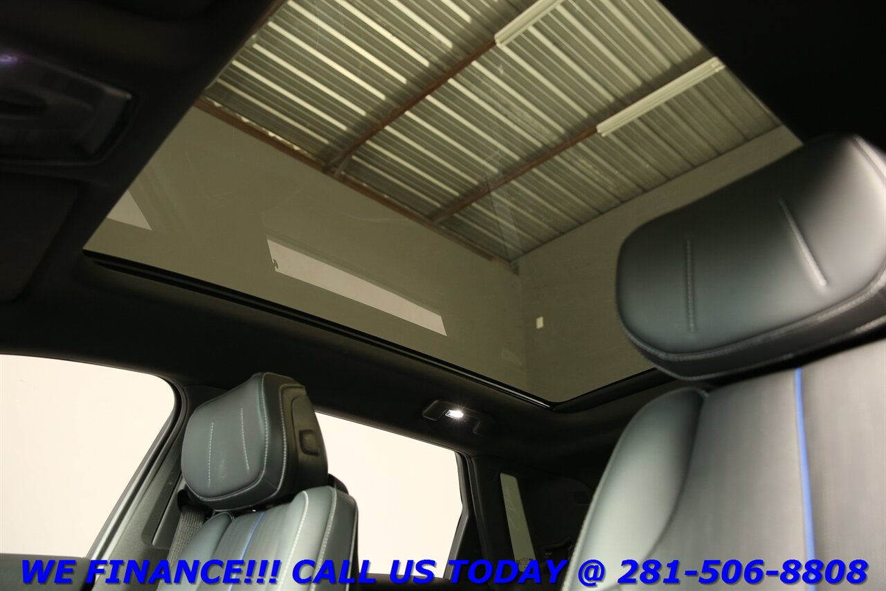 2024 Cadillac LYRIQ 2024 NAV PANO ADAPT-CRUISE DRIVER ASST BOSE19K MLS - Photo 11 - Houston, TX 77031