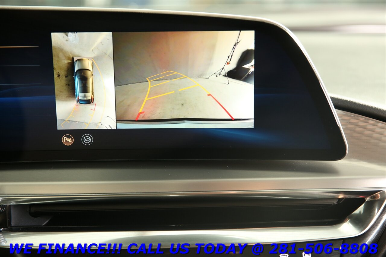2024 Cadillac LYRIQ 2024 NAV PANO ADAPT-CRUISE DRIVER ASST BOSE19K MLS - Photo 18 - Houston, TX 77031