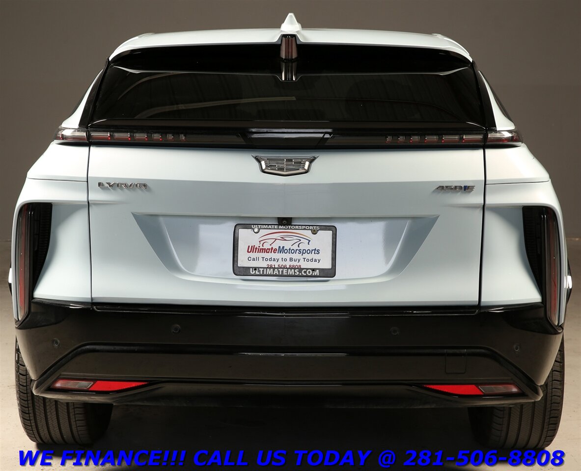 2024 Cadillac LYRIQ 2024 NAV PANO ADAPT-CRUISE DRIVER ASST BOSE19K MLS - Photo 5 - Houston, TX 77031
