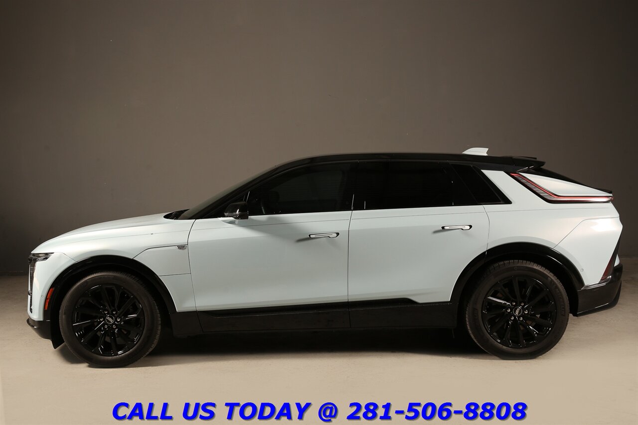 2024 Cadillac LYRIQ 2024 NAV PANO ADAPT-CRUISE DRIVER ASST BOSE19K MLS - Photo 4 - Houston, TX 77031