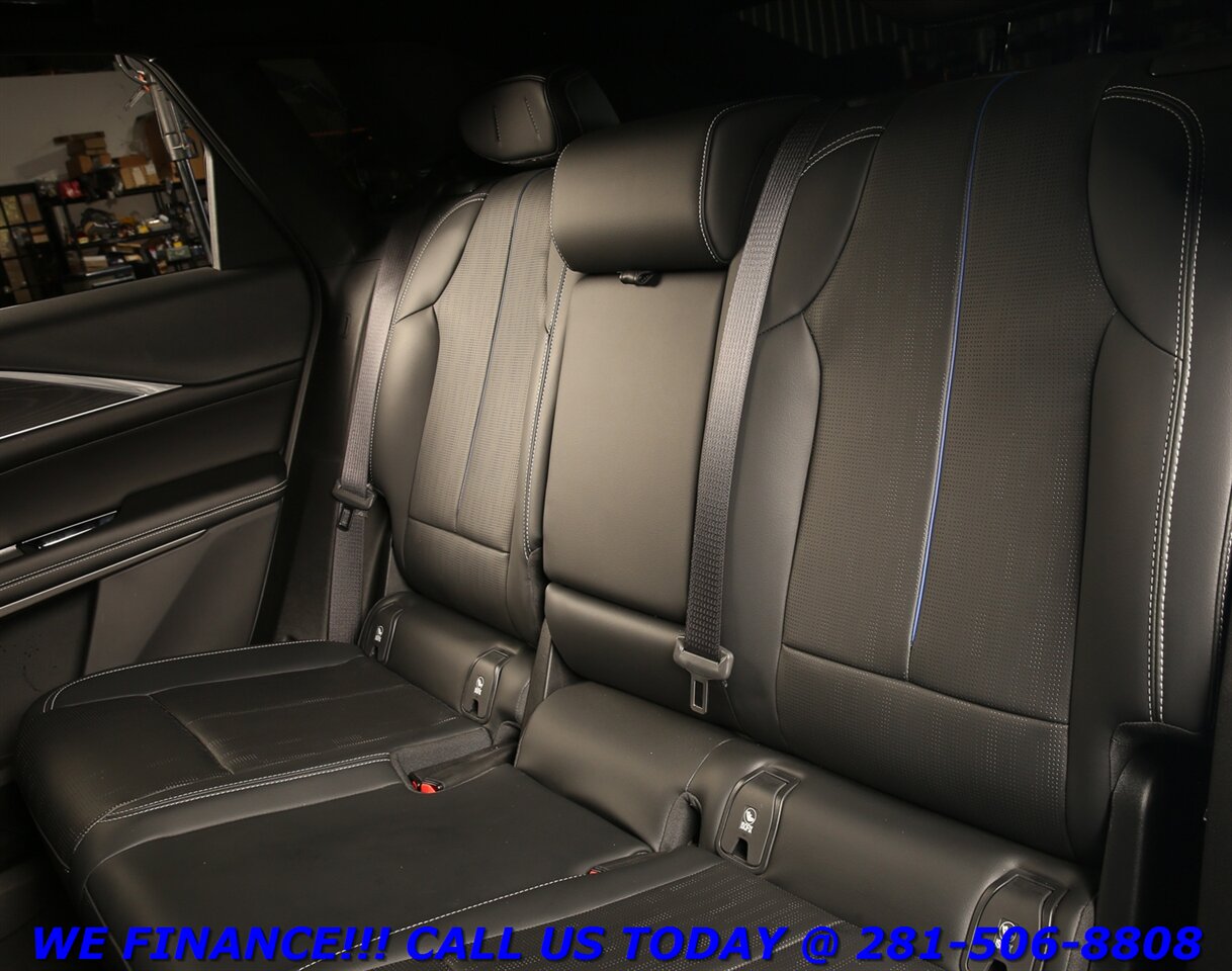 2024 Cadillac LYRIQ 2024 NAV PANO ADAPT-CRUISE DRIVER ASST BOSE19K MLS - Photo 22 - Houston, TX 77031