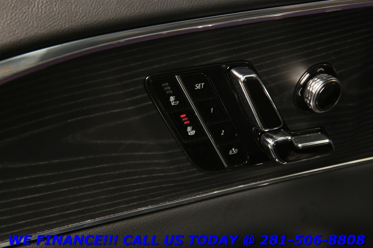 2024 Cadillac LYRIQ 2024 NAV PANO ADAPT-CRUISE DRIVER ASST BOSE19K MLS - Photo 9 - Houston, TX 77031