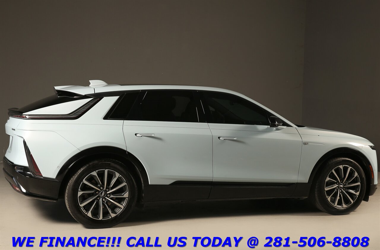 2024 Cadillac LYRIQ 2024 NAV PANO ADAPT-CRUISE DRIVER ASST BOSE19K MLS - Photo 6 - Houston, TX 77031