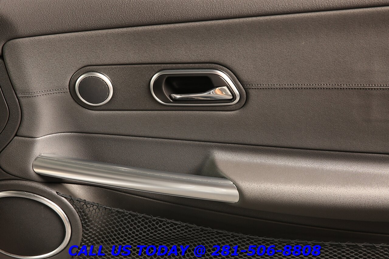2005 Chrysler Crossfire 2005 Limited LEATHER HEATSEAT CRUISE 24K MILES ! - Photo 17 - Houston, TX 77031