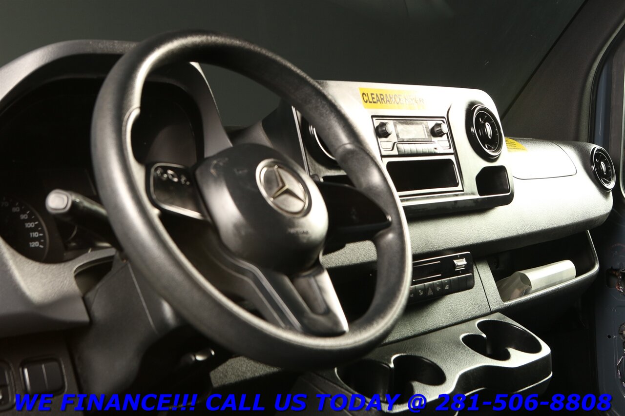 2019 Mercedes-Benz Sprinter 2019 2500 LWB 170 " DIESEL HIGH ROOF CARGO VAN 60K - Photo 11 - Houston, TX 77031