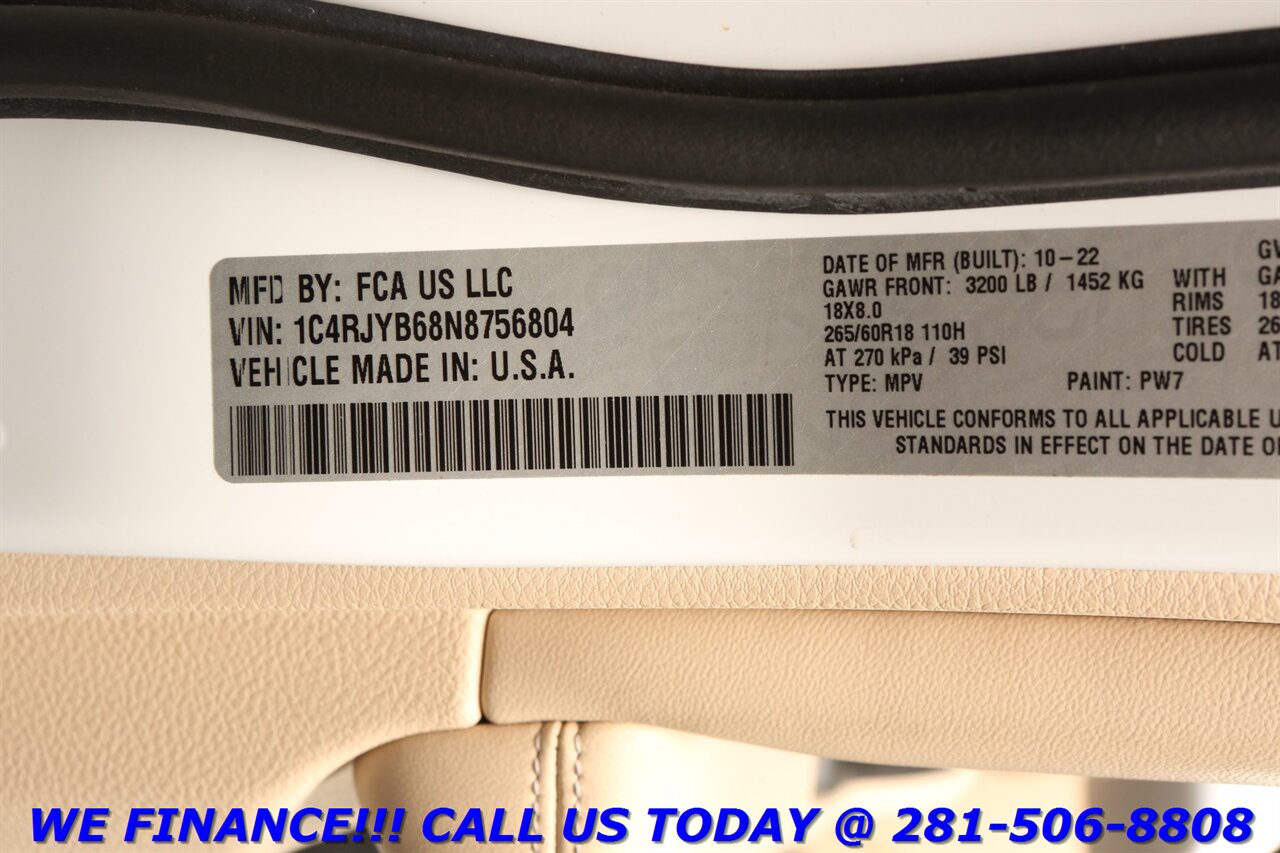 2022 Jeep Grand Cherokee 2022 4xe 4X4 PLUG-IN HYBRID NAV PANO ADAPTCRUISE - Photo 42 - Houston, TX 77031