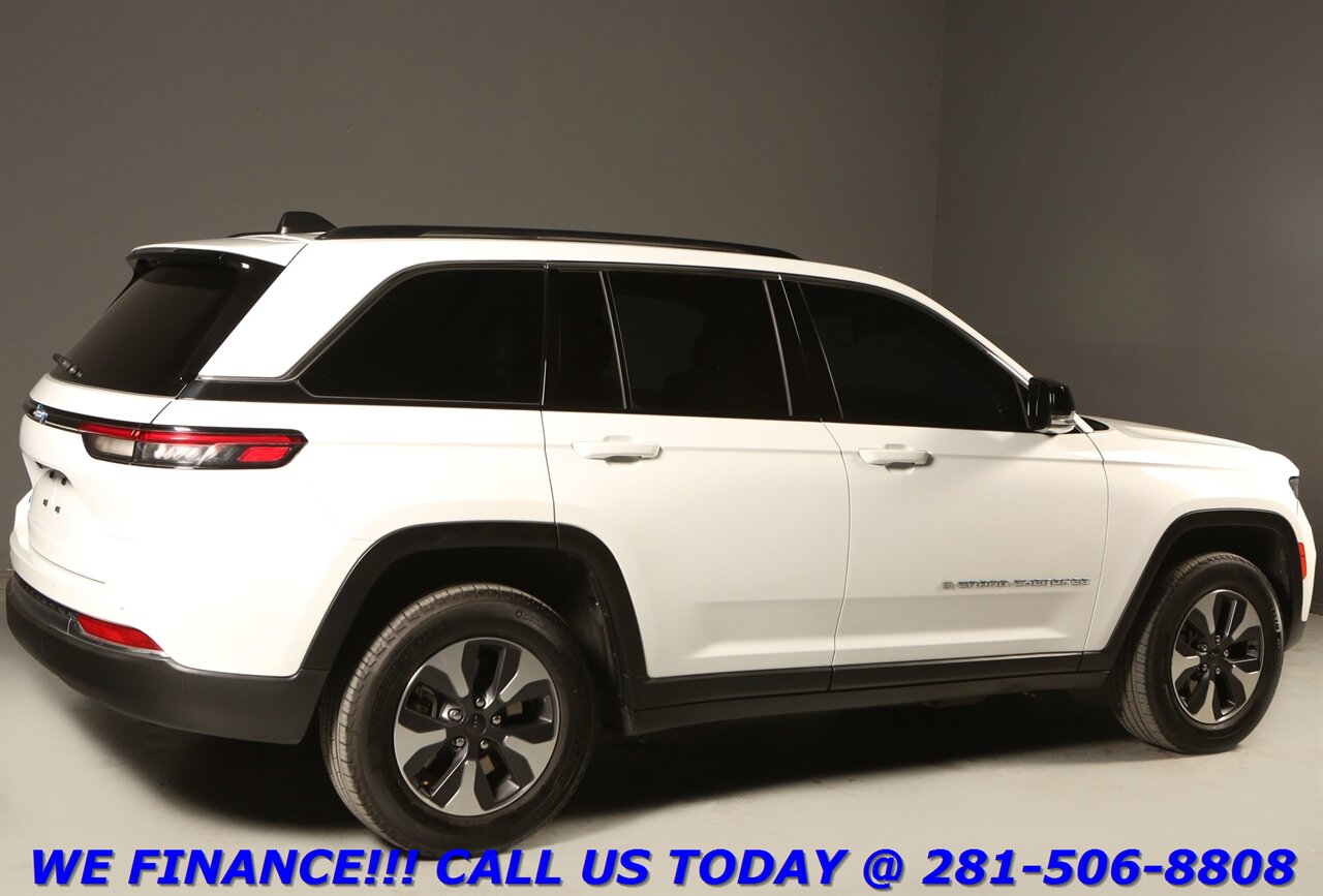 2022 Jeep Grand Cherokee 2022 4xe 4X4 PLUG-IN HYBRID NAV PANO ADAPTCRUISE - Photo 5 - Houston, TX 77031