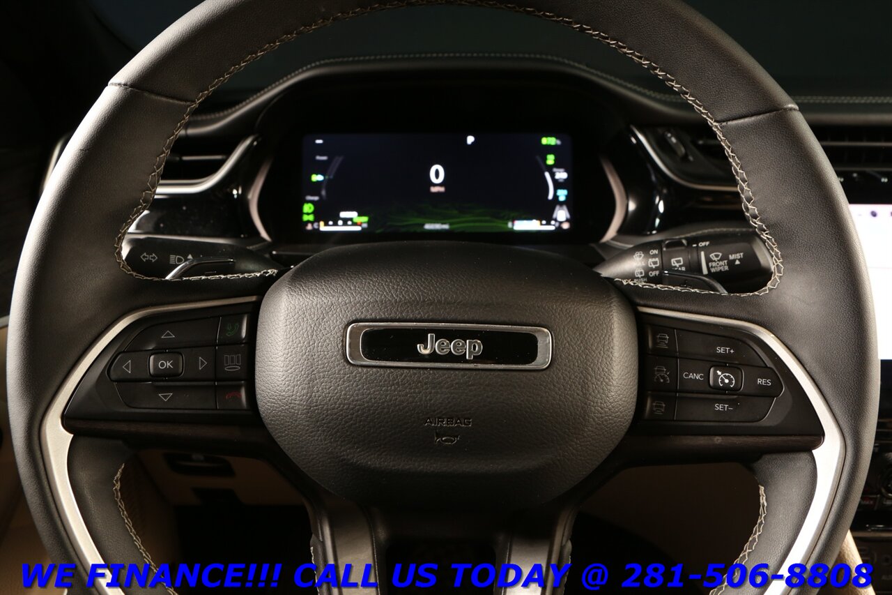 2022 Jeep Grand Cherokee 2022 4xe 4X4 PLUG-IN HYBRID NAV PANO ADAPTCRUISE - Photo 13 - Houston, TX 77031